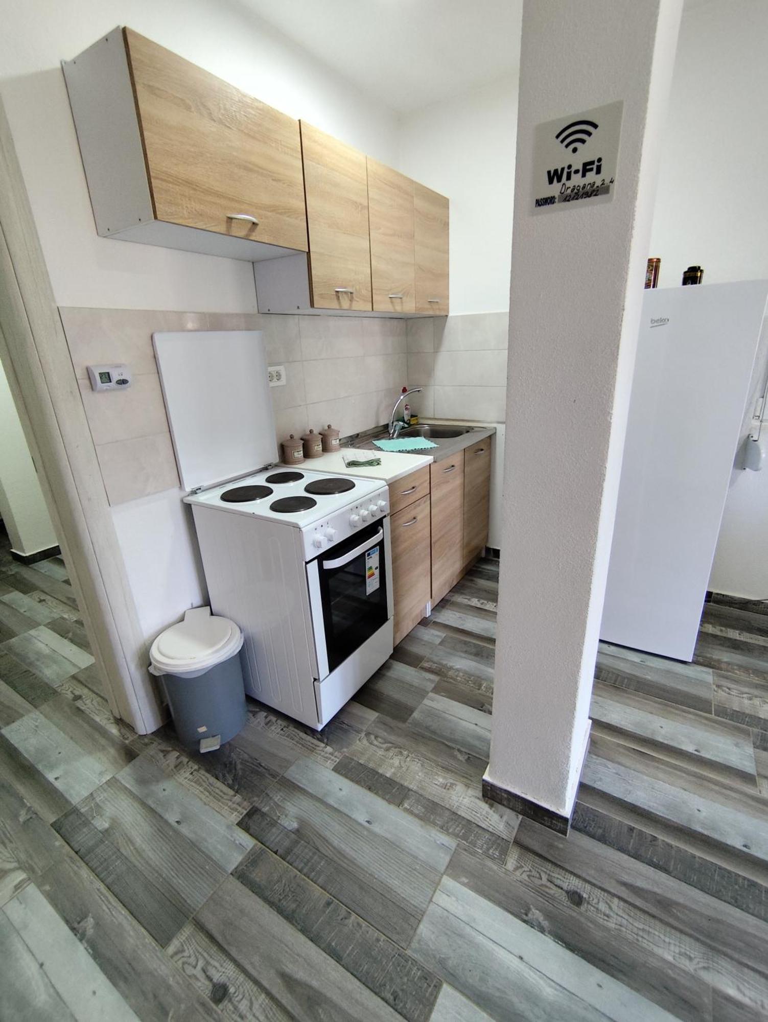 Apollon Home Apartments بار المظهر الخارجي الصورة