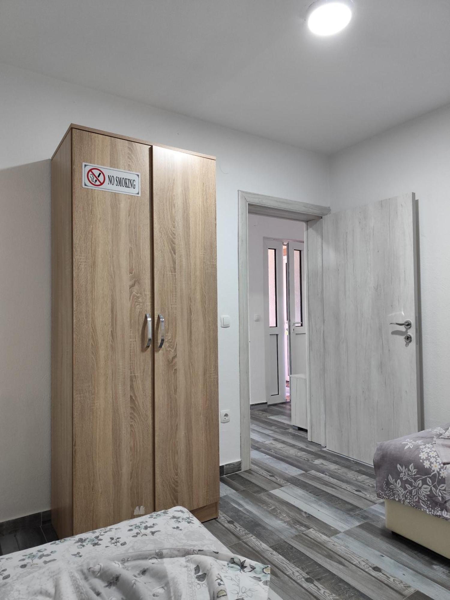 Apollon Home Apartments بار المظهر الخارجي الصورة