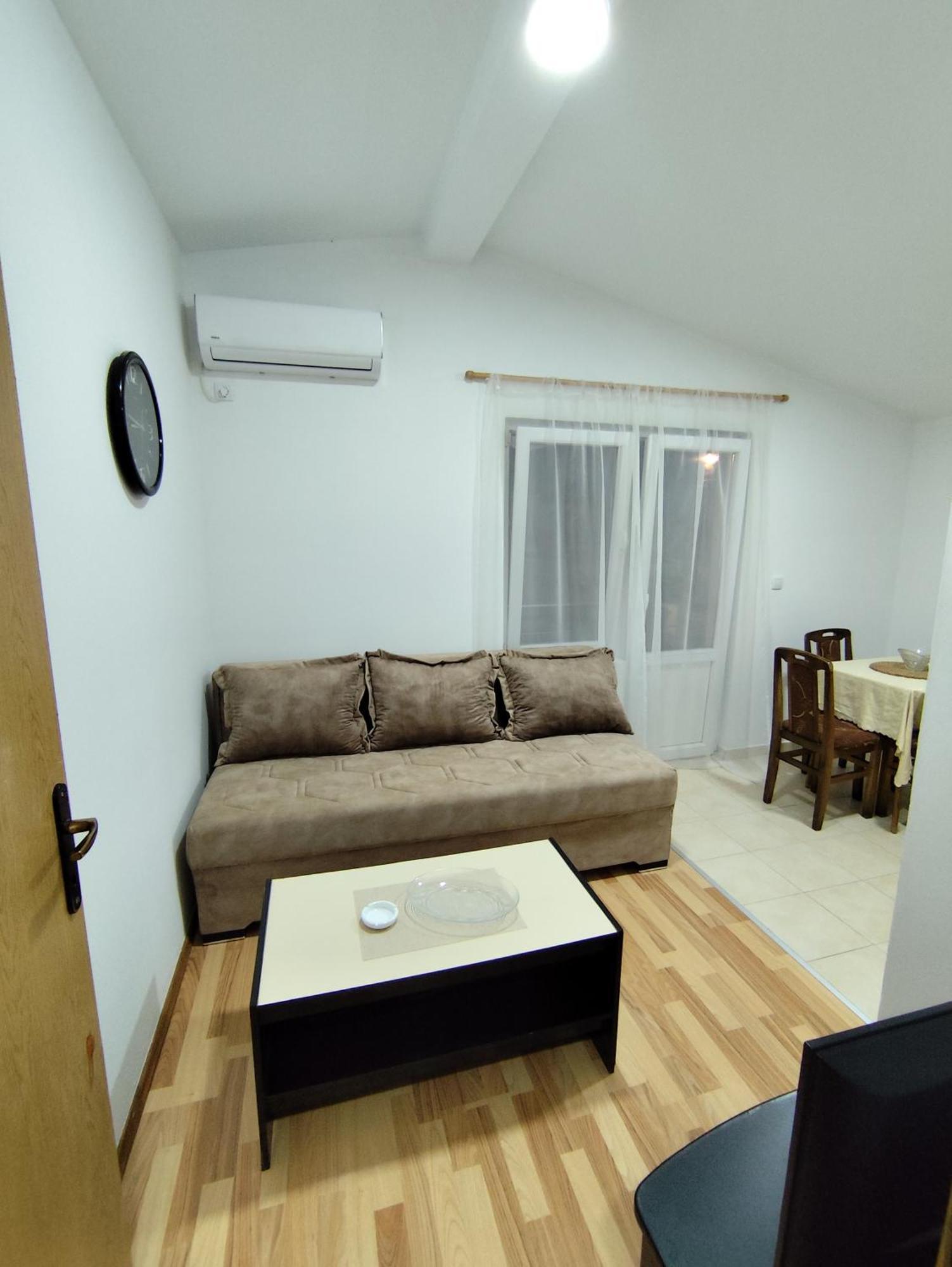 Apollon Home Apartments بار المظهر الخارجي الصورة