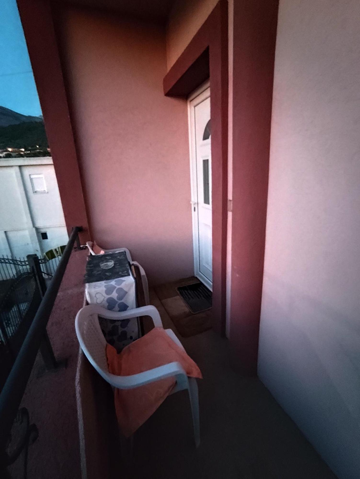 Apollon Home Apartments بار المظهر الخارجي الصورة
