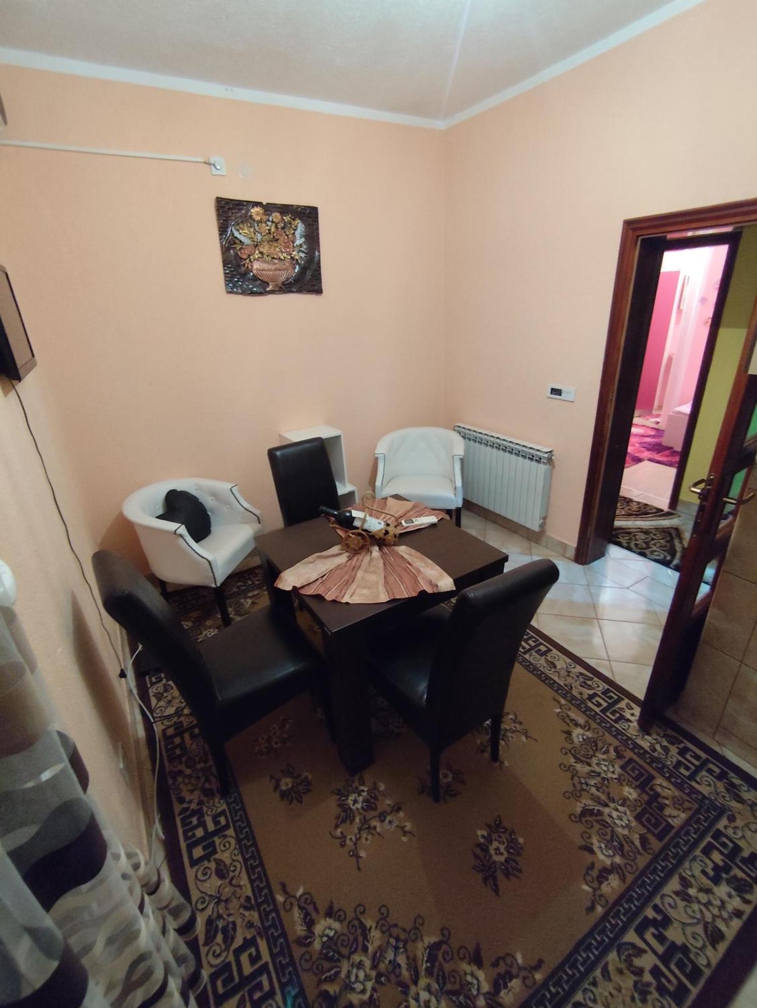 Apollon Home Apartments بار المظهر الخارجي الصورة
